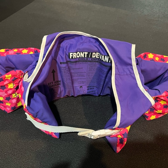 Used floating device for 30-50lbs. Perfect for xmas vacation! - Picture 3 of 3